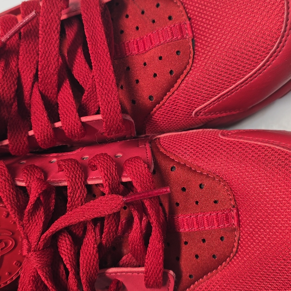 {Nike} Air Huarache in Gym Red - Size 9.5 - Picture 5 of 16